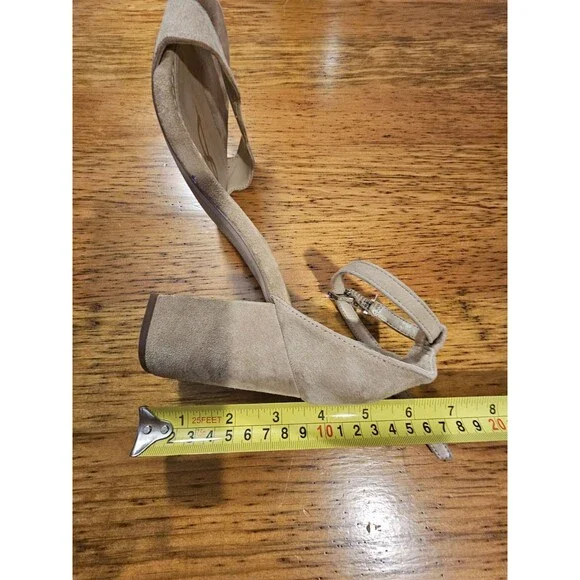 Sam Edelman Odila Scalloped Block Heel Sandals Suede Nude Beige Size 9 Dressy - Picture 6 of 8